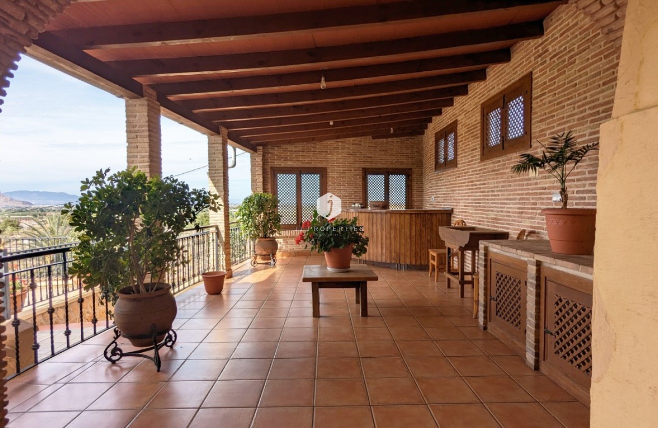 Segunda mano - Villa -
Bigastro - Inland