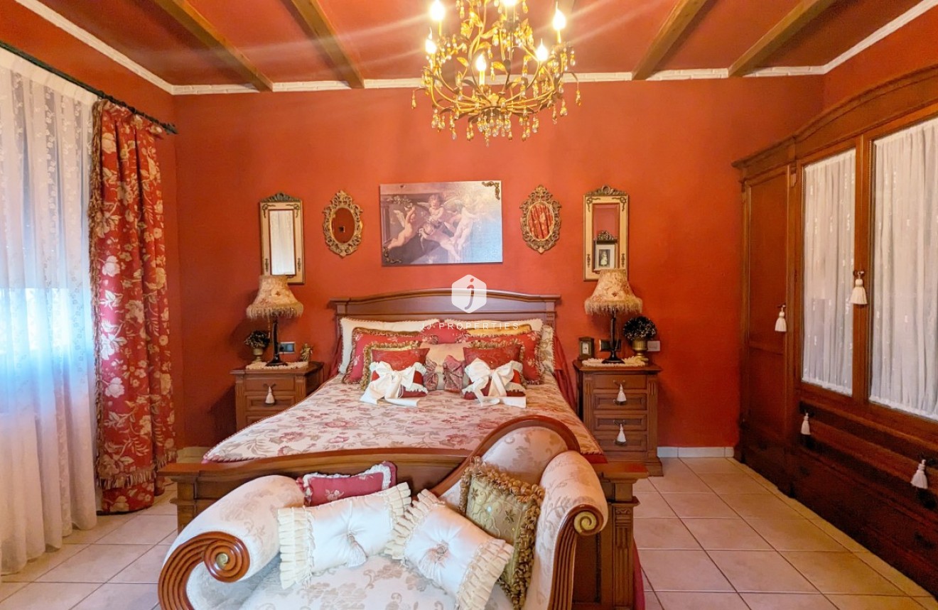 Segunda mano - Villa -
Bigastro - Inland