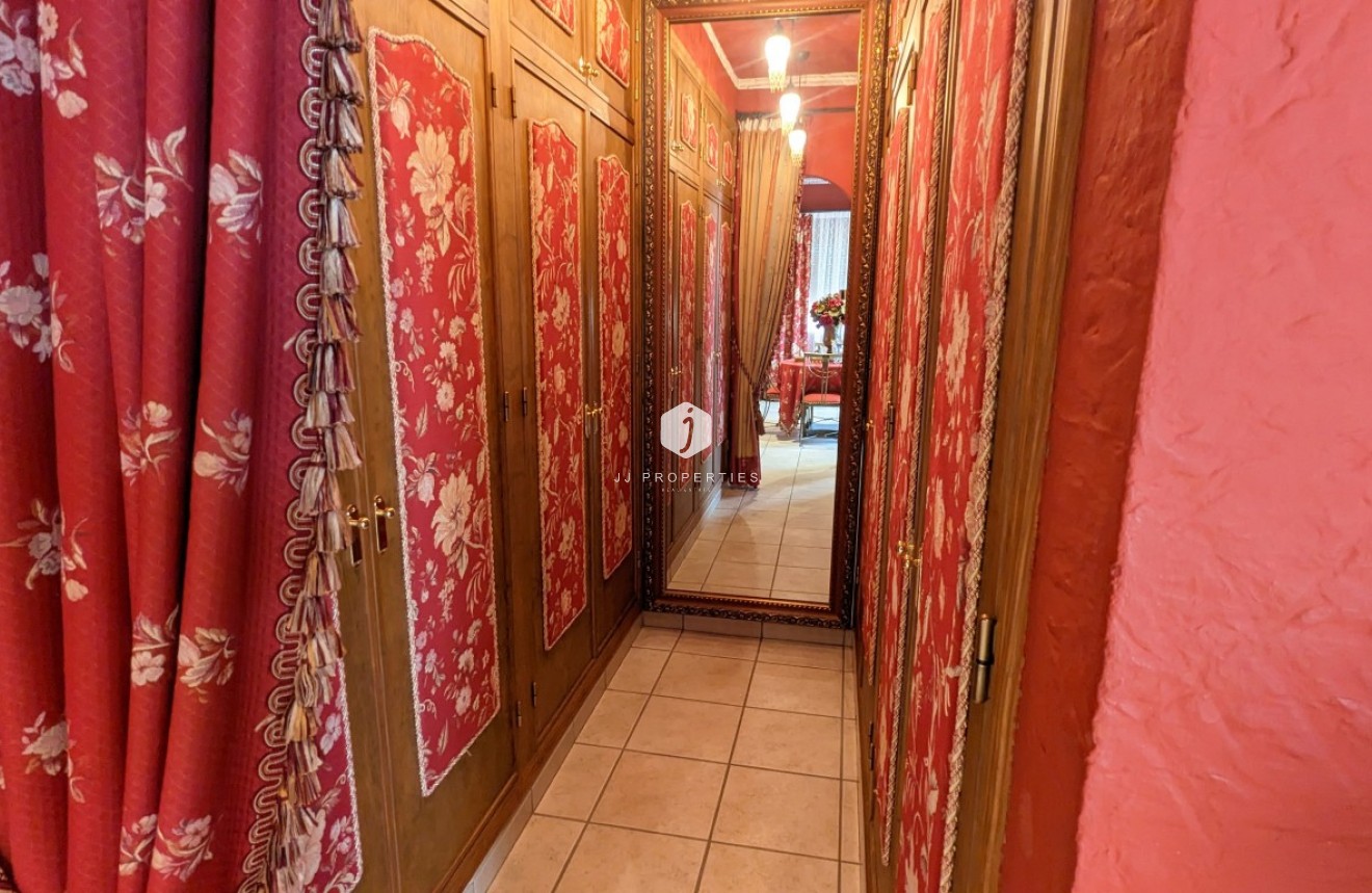 Segunda mano - Villa -
Bigastro - Inland