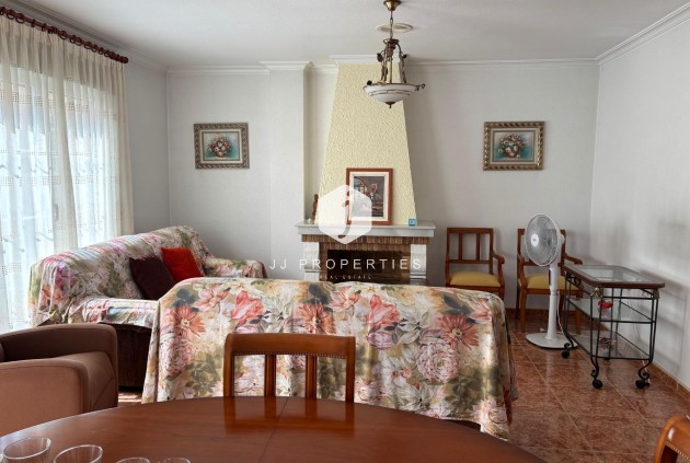 Tweedehands - Chalet -
Formentera del Segura - Pueblo 5