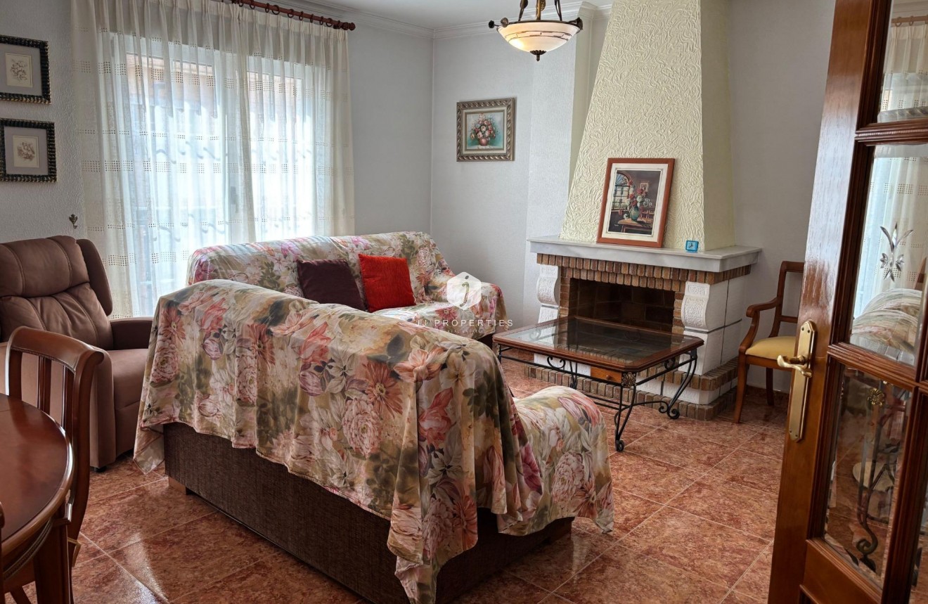 Tweedehands - Chalet -
Formentera del Segura - Pueblo 5