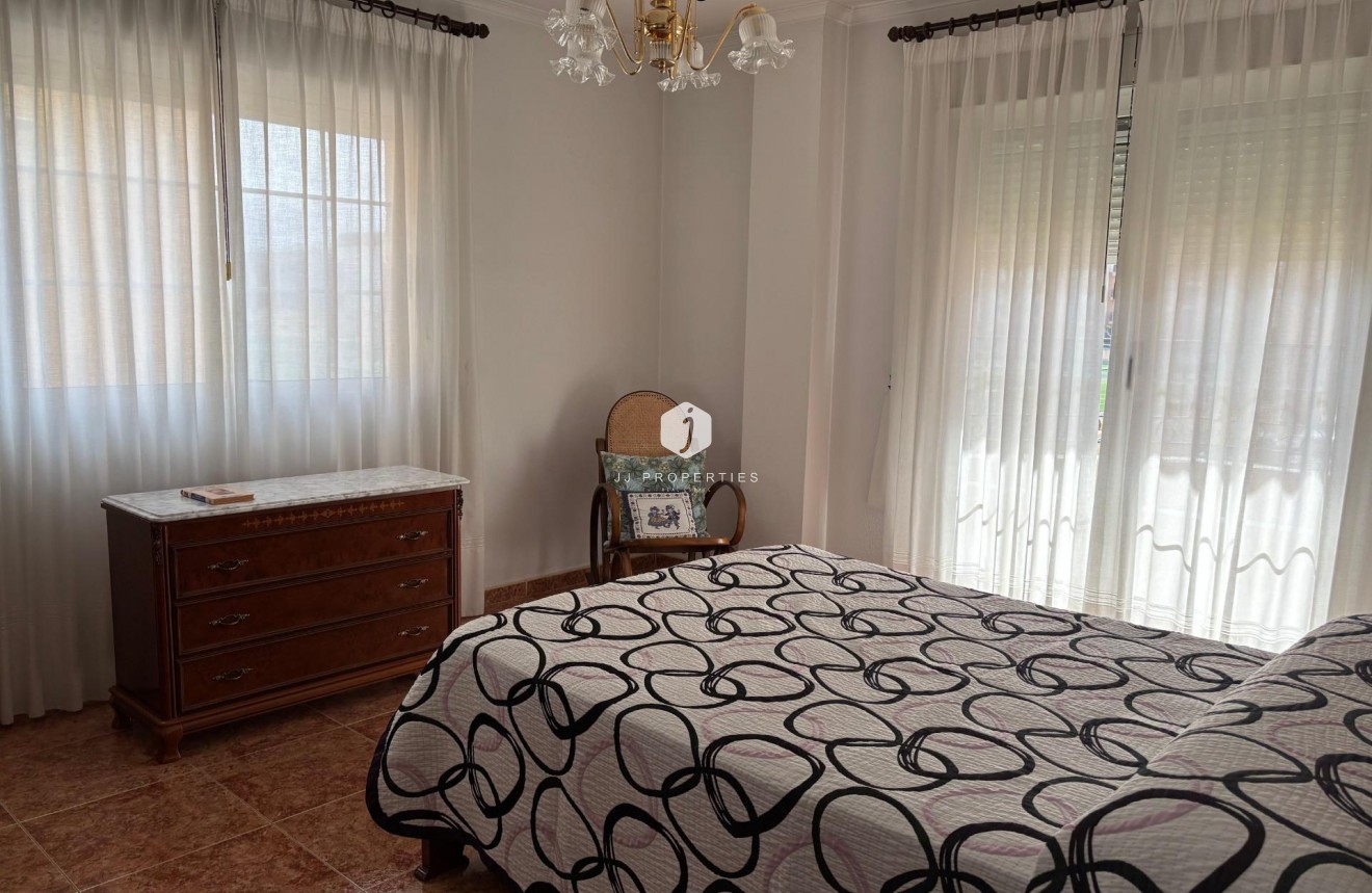 Tweedehands - Chalet -
Formentera del Segura - Pueblo 5