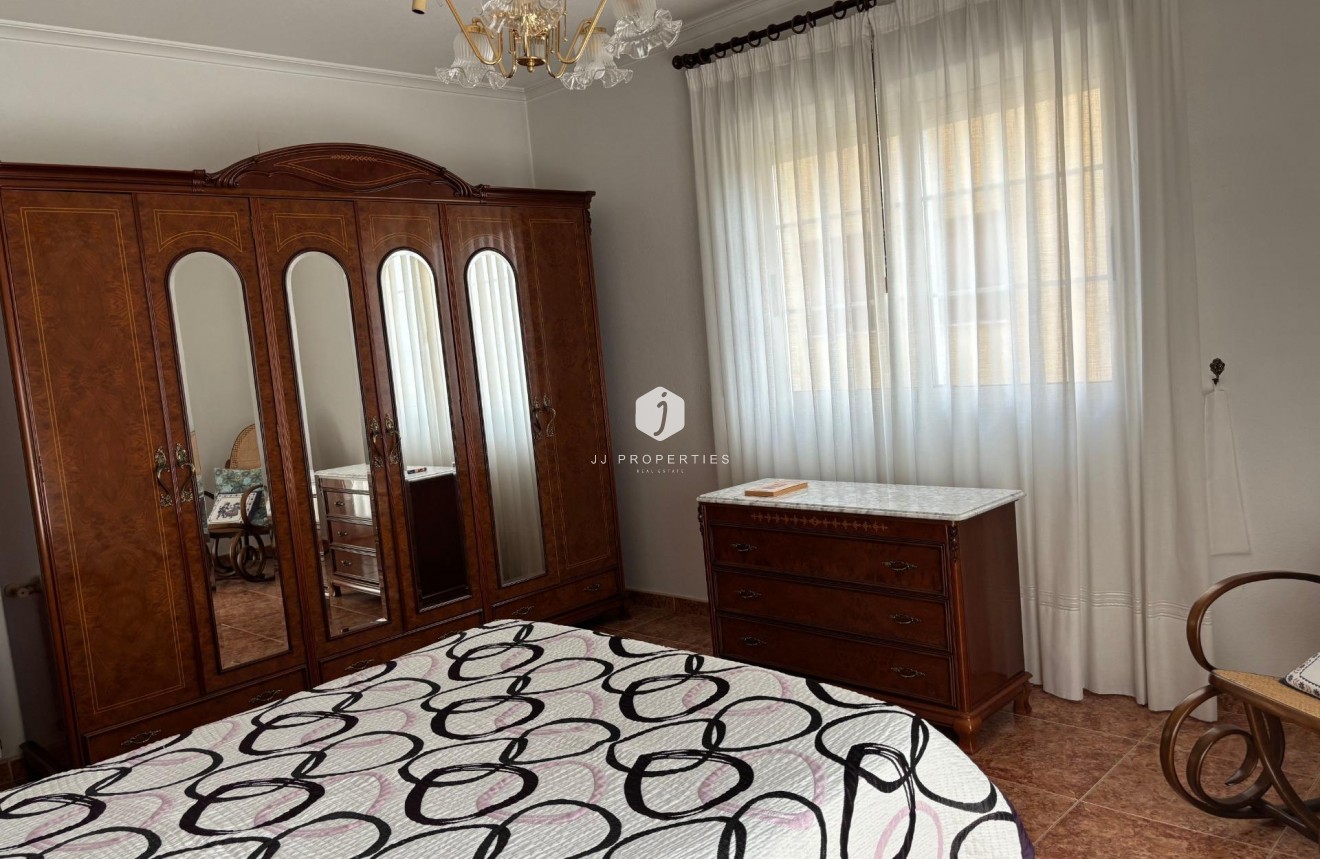 Tweedehands - Chalet -
Formentera del Segura - Pueblo 5