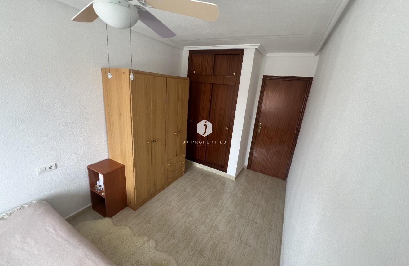 Tweedehands - Chalet -
Torrevieja - La Siesta - El Salado - Torreta