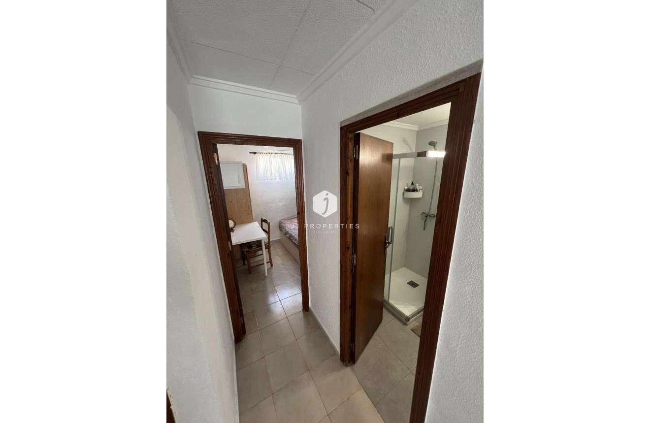 Tweedehands - Chalet -
Torrevieja - La Siesta - El Salado - Torreta