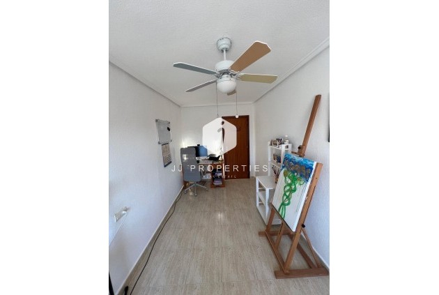 Tweedehands - Chalet -
Torrevieja - La Siesta - El Salado - Torreta