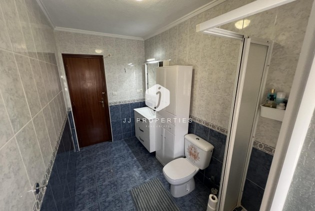 Tweedehands - Chalet -
Torrevieja - La Siesta - El Salado - Torreta