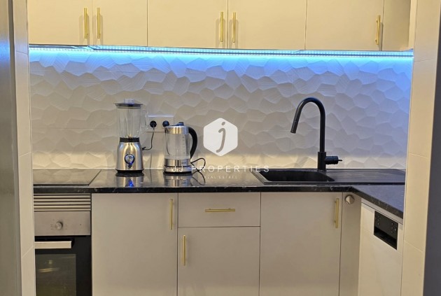 D'occasion - Appartement -
Torrevieja - Costa Blanca