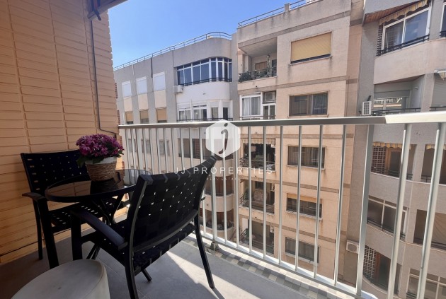 D'occasion - Appartement -
Torrevieja - Costa Blanca