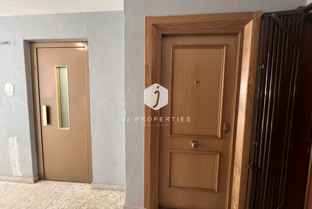 D'occasion - Appartement -
Torrevieja - Costa Blanca