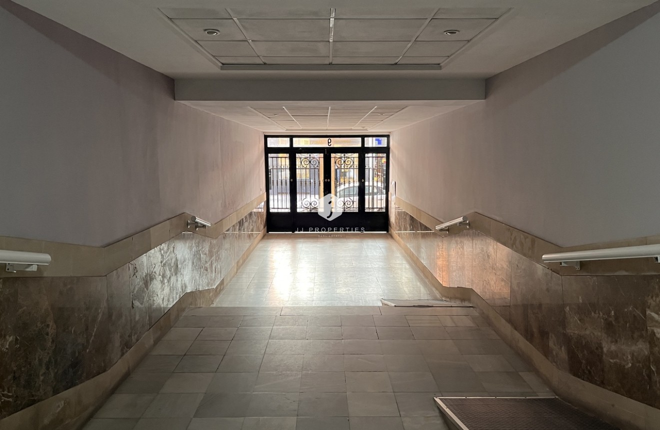 D'occasion - Appartement -
Torrevieja - Costa Blanca