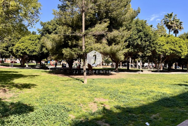 D'occasion - Appartement -
Torrevieja - Costa Blanca