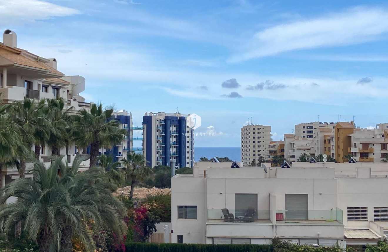 Tweedehands - Chalet -
Orihuela Costa - Punta Prima