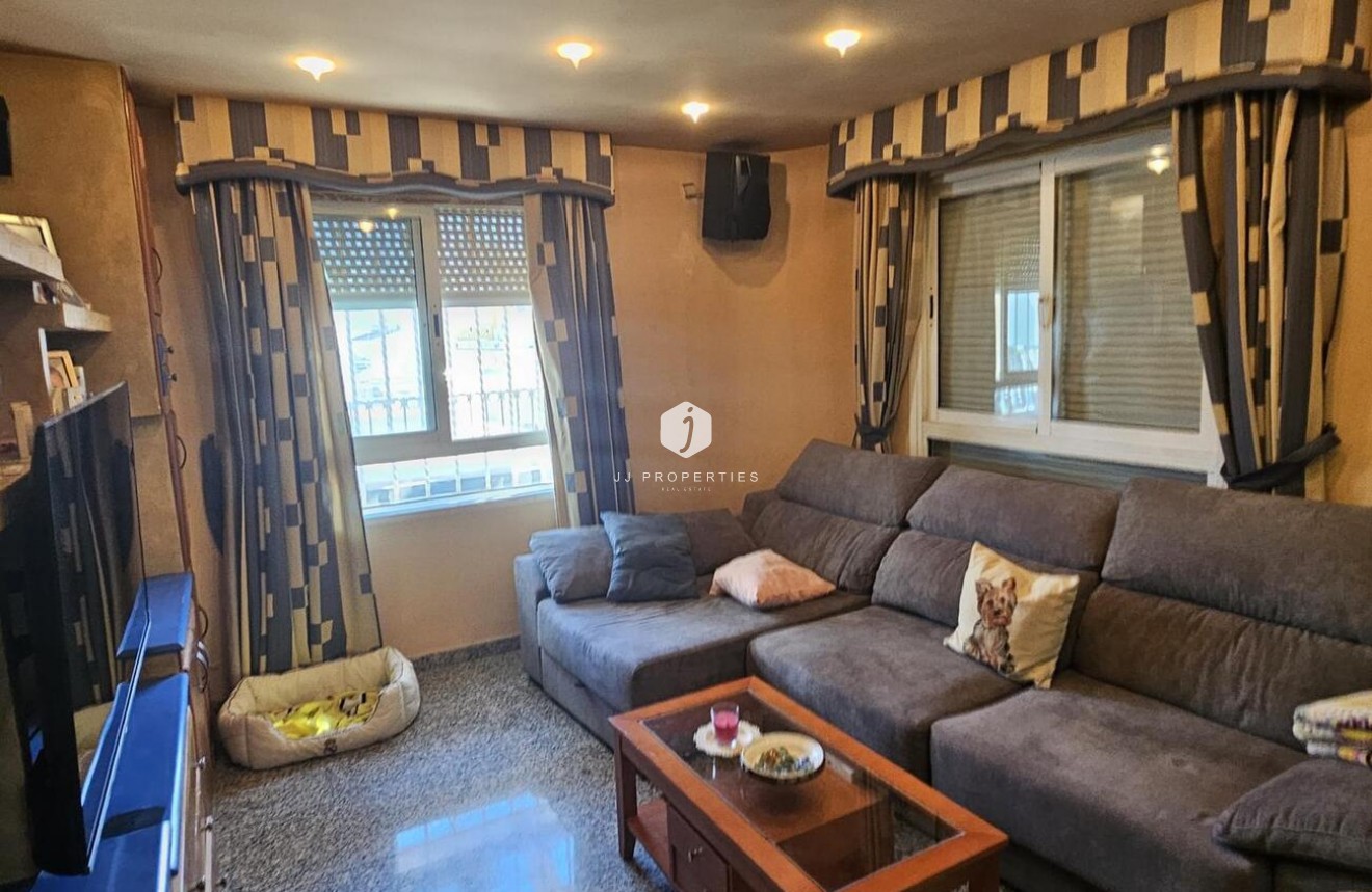 Tweedehands - Penthouse -
Torrevieja - CENTRE