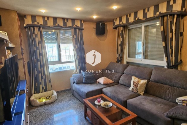 Tweedehands - Penthouse -
Torrevieja - CENTRE