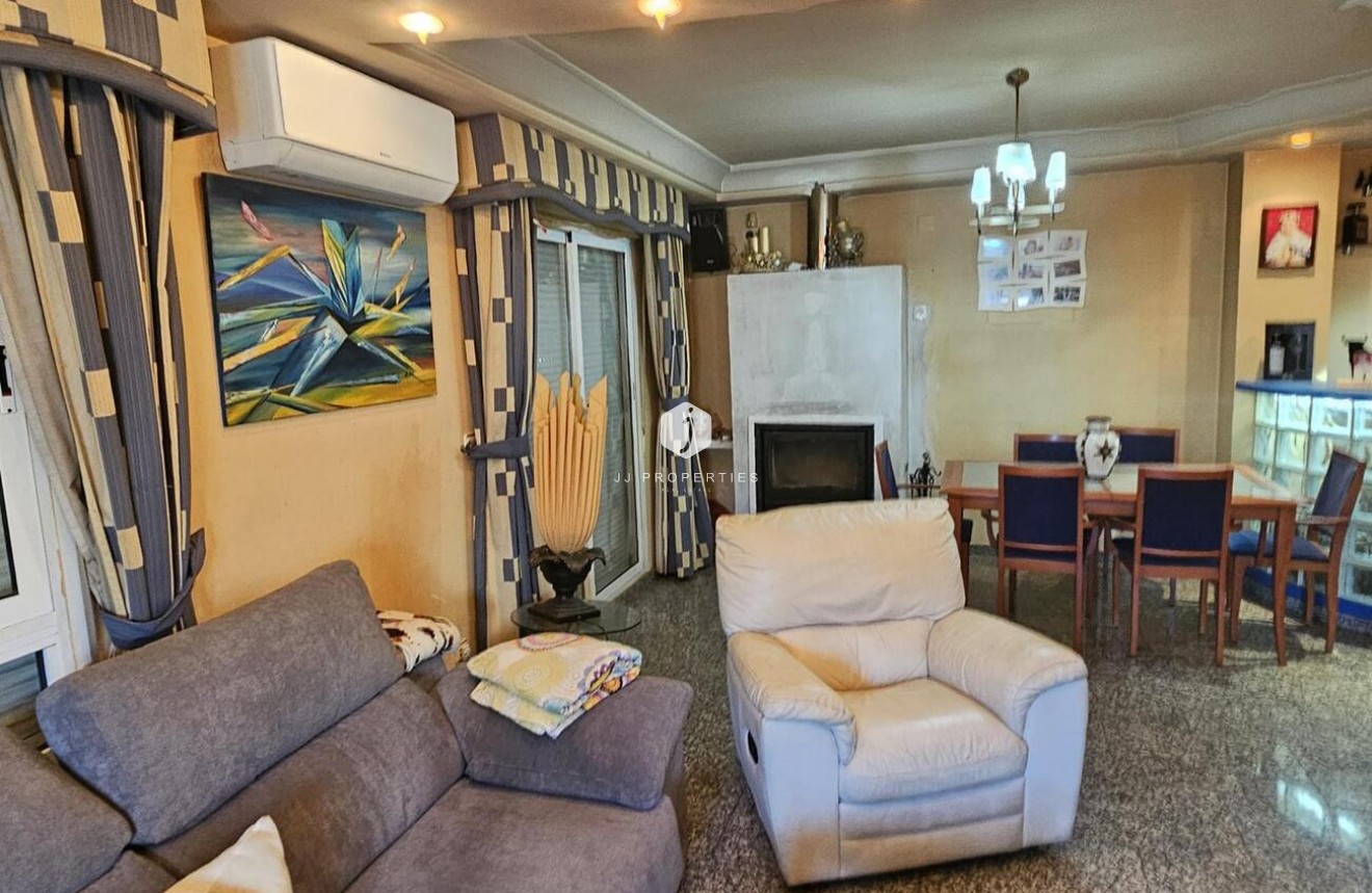 Tweedehands - Penthouse -
Torrevieja - CENTRE