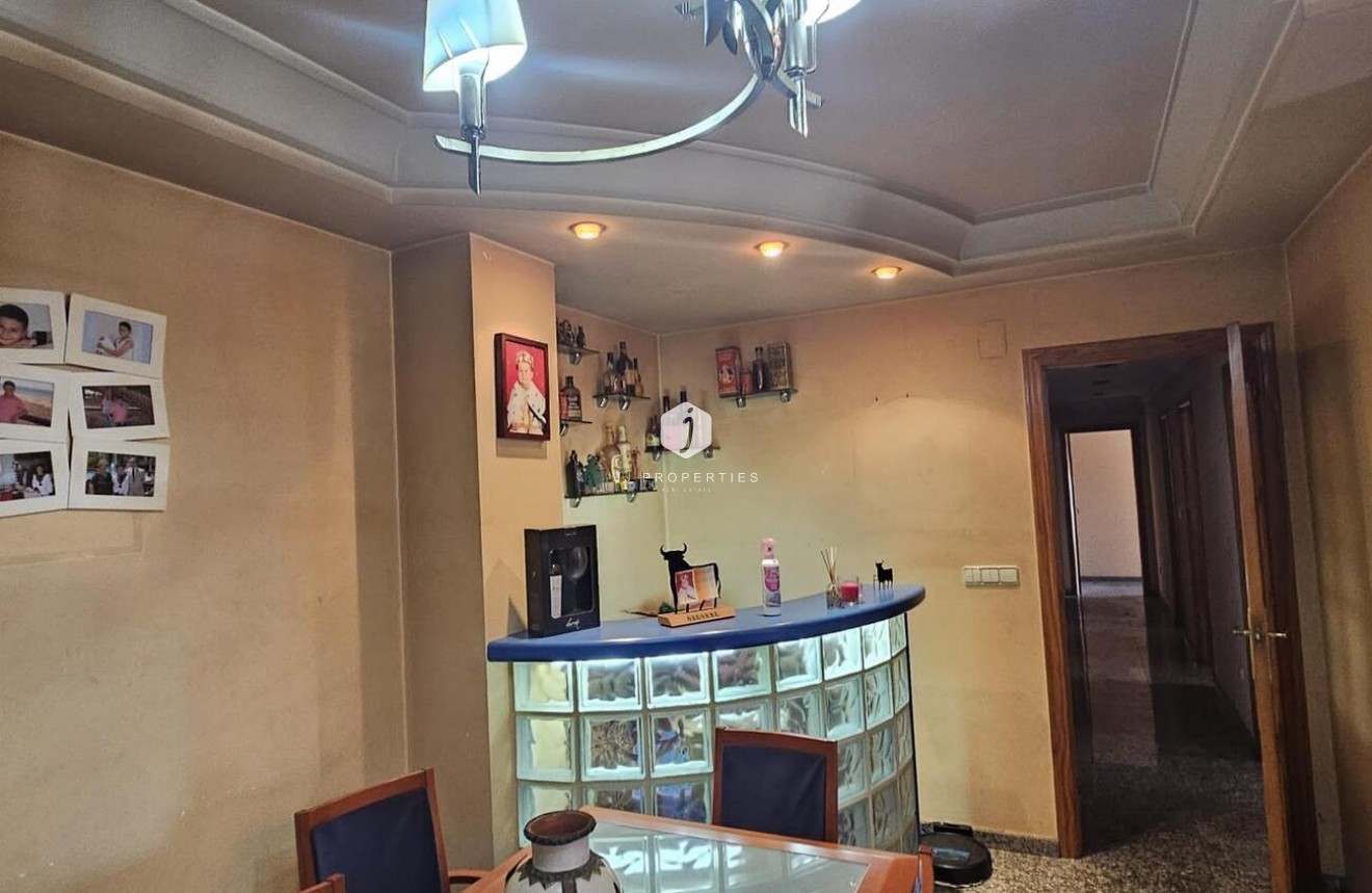 Tweedehands - Penthouse -
Torrevieja - CENTRE