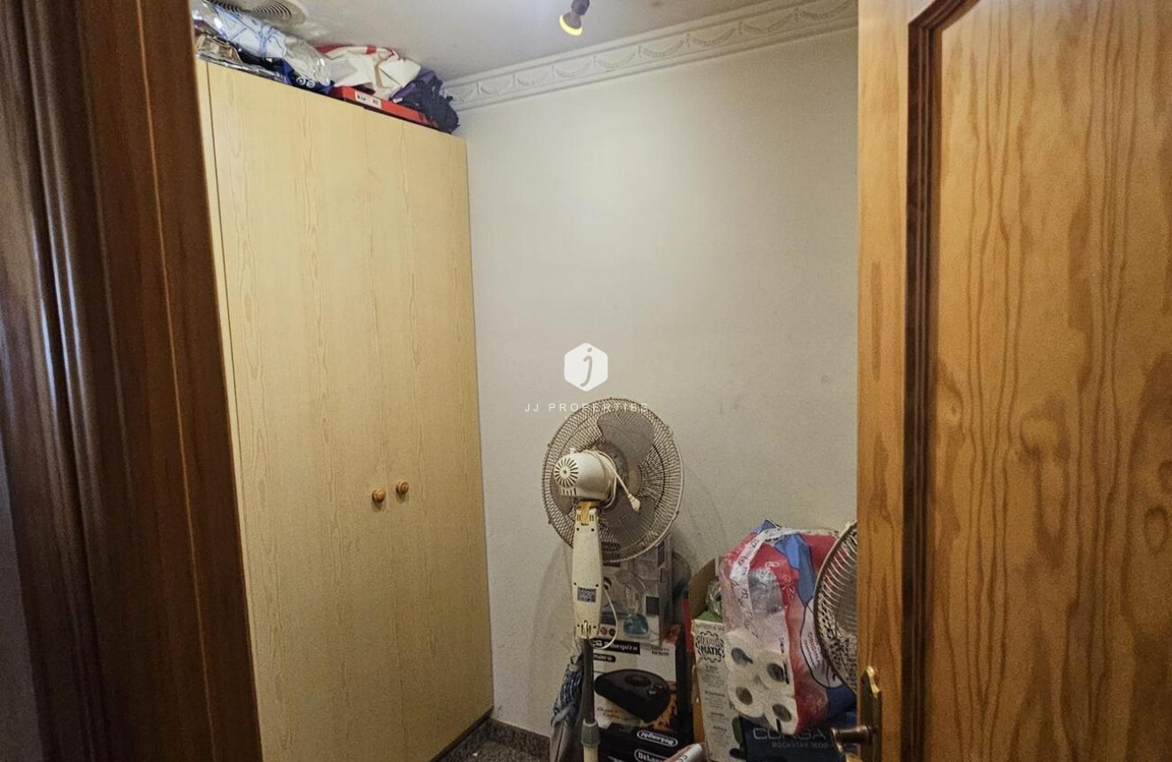 Tweedehands - Penthouse -
Torrevieja - CENTRE