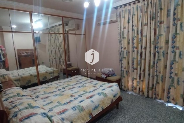 Tweedehands - Penthouse -
Torrevieja - CENTRE