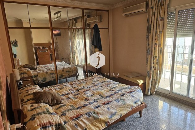 Tweedehands - Penthouse -
Torrevieja - CENTRE