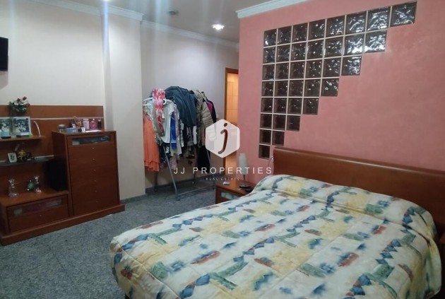 Tweedehands - Penthouse -
Torrevieja - CENTRE