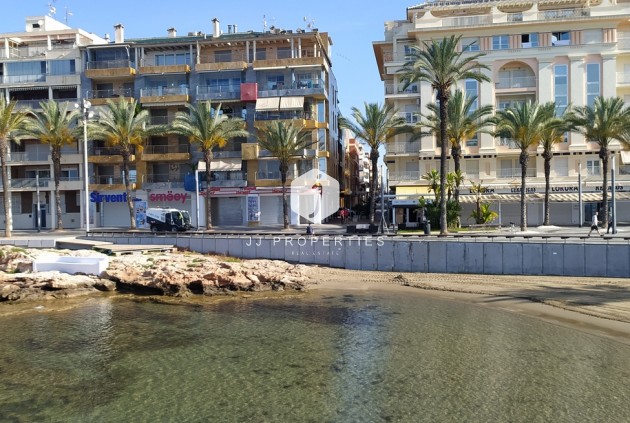 Tweedehands - Penthouse -
Torrevieja - CENTRE