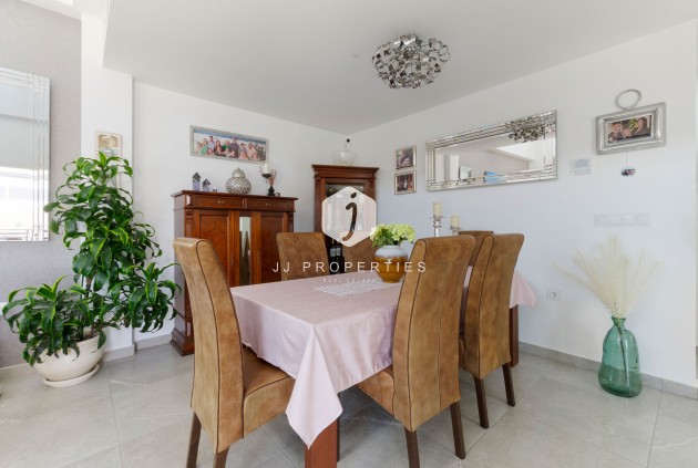 Tweedehands - Villa -
Daya Nueva - Costa Blanca