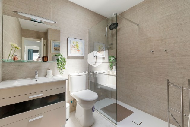 Tweedehands - Villa -
Daya Nueva - Costa Blanca