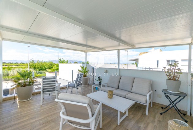 Tweedehands - Villa -
Daya Nueva - Costa Blanca