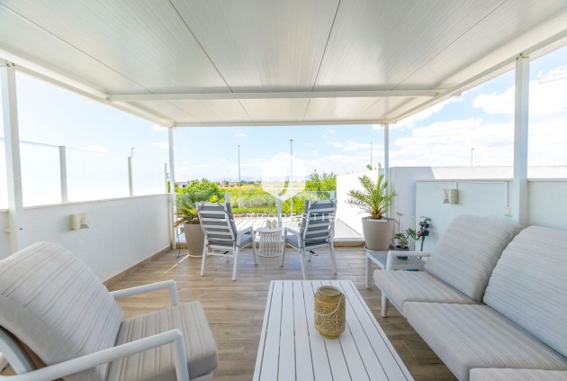 Tweedehands - Villa -
Daya Nueva - Costa Blanca