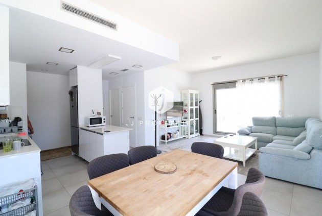 Tweedehands - Villa -
San Miguel de Salinas - Inland