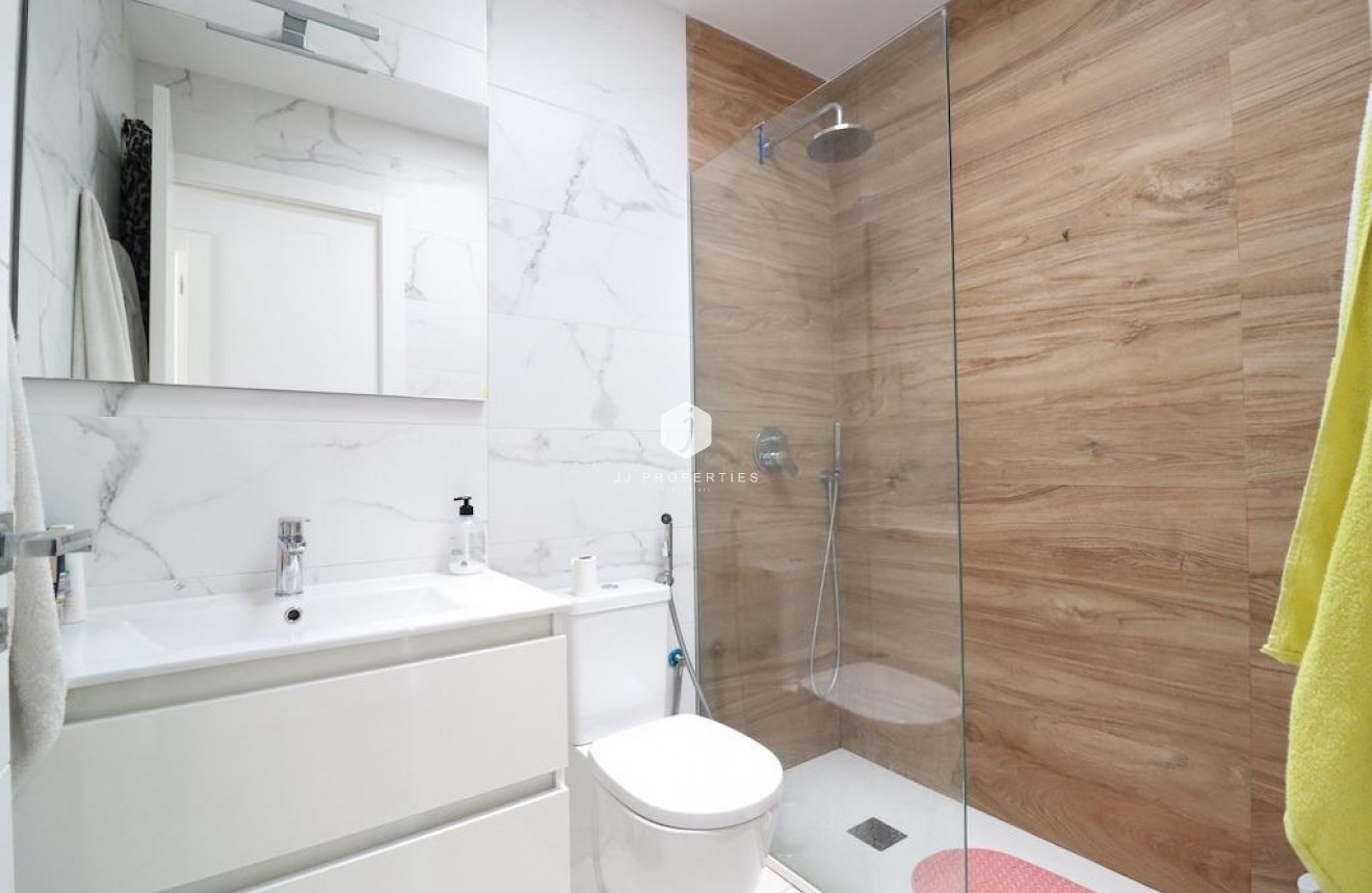 Tweedehands - Villa -
San Miguel de Salinas - Inland