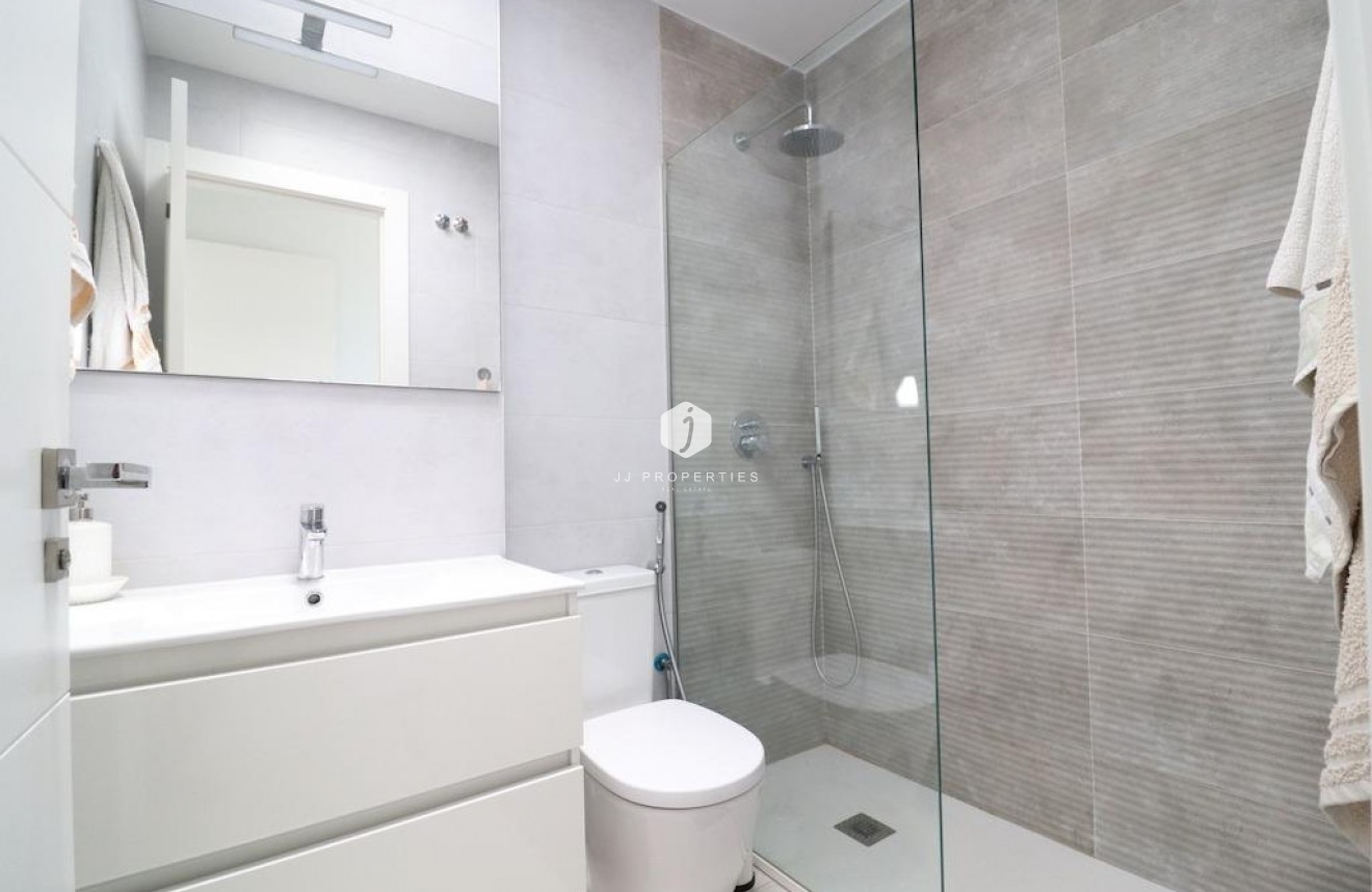 Tweedehands - Villa -
San Miguel de Salinas - Inland