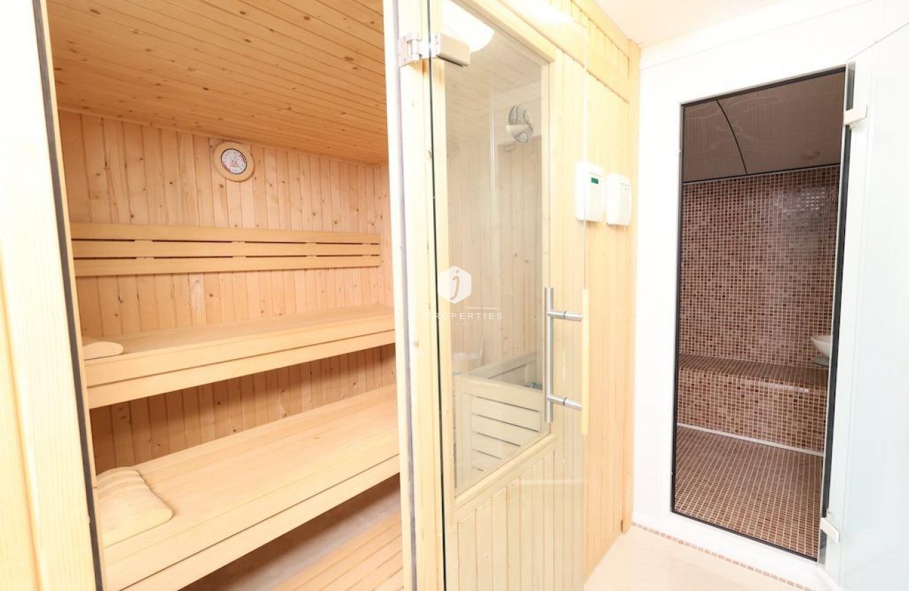 Tweedehands - Villa -
Ciudad Quesada - Costa Blanca