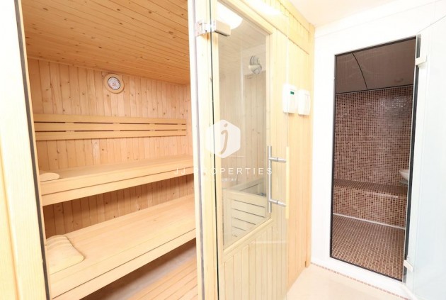 Tweedehands - Villa -
Ciudad Quesada - Costa Blanca