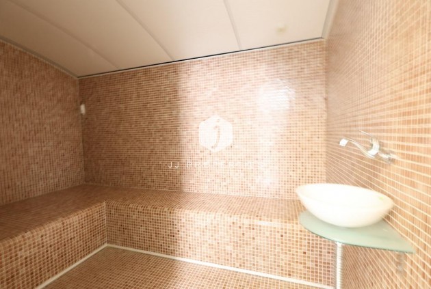 Tweedehands - Villa -
Ciudad Quesada - Costa Blanca