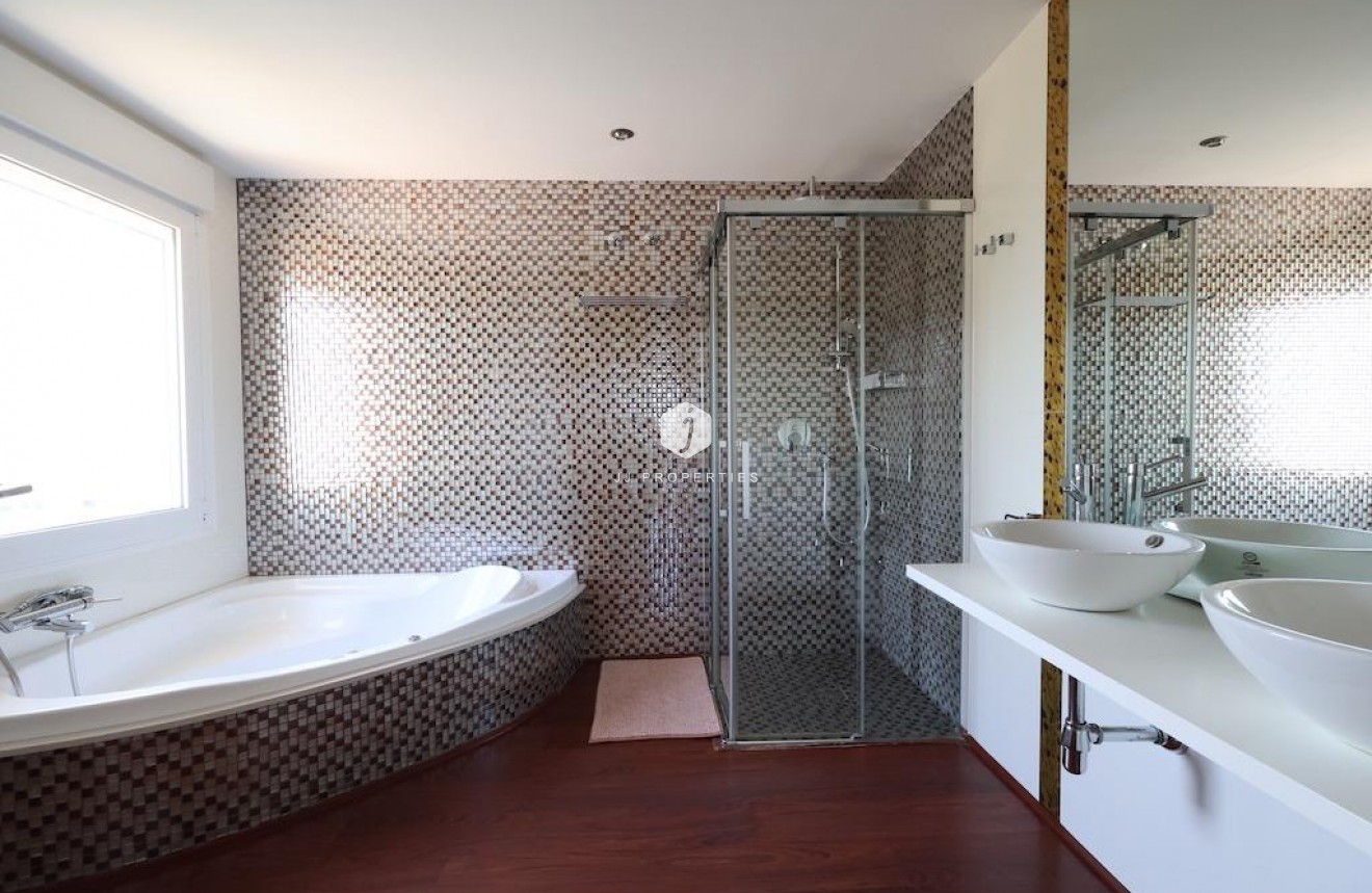 Tweedehands - Villa -
Ciudad Quesada - Costa Blanca