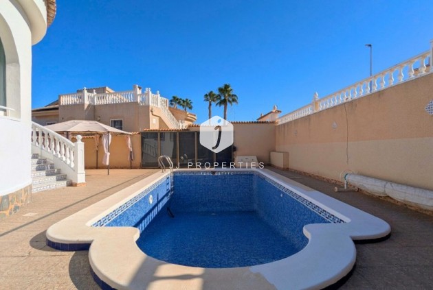 Segunda mano - Villa -
Ciudad Quesada - Costa Blanca