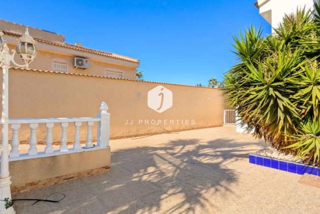 Segunda mano - Villa -
Ciudad Quesada - Costa Blanca