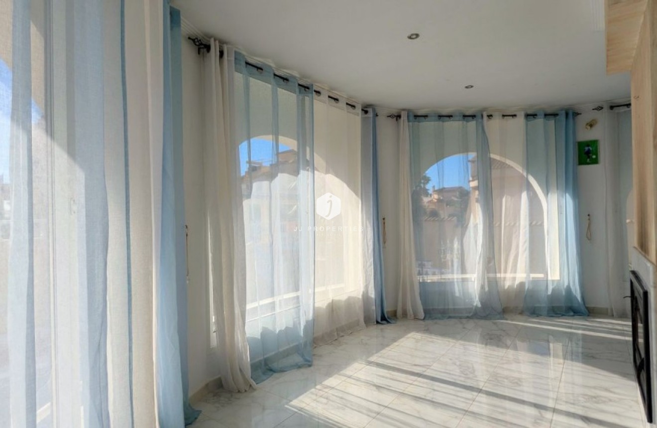 Segunda mano - Villa -
Ciudad Quesada - Costa Blanca