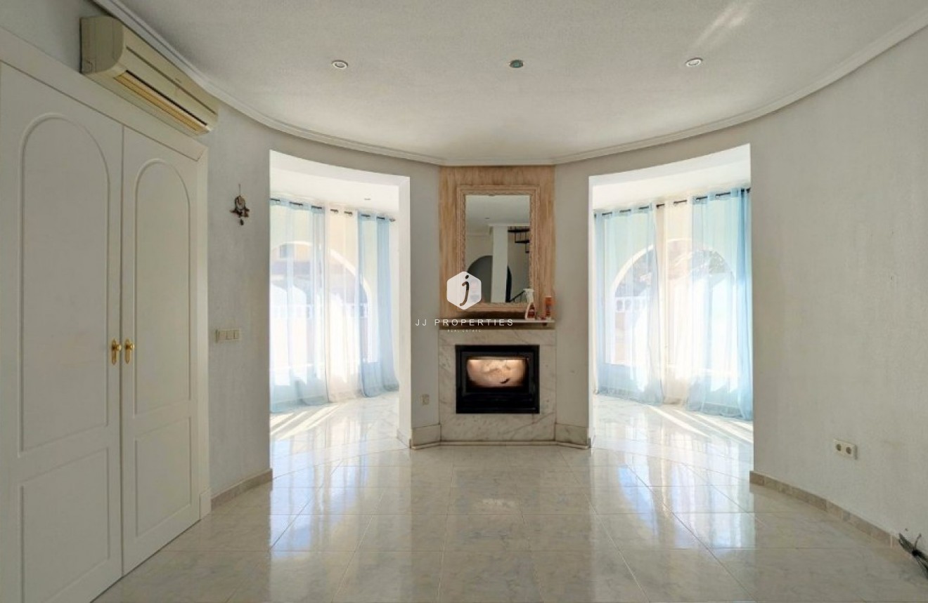 Segunda mano - Villa -
Ciudad Quesada - Costa Blanca