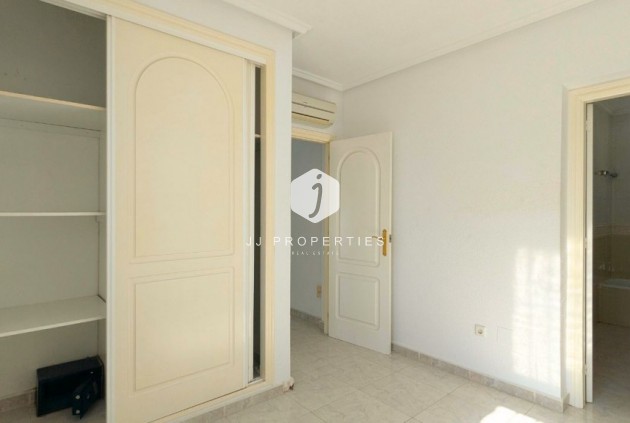 Segunda mano - Villa -
Ciudad Quesada - Costa Blanca