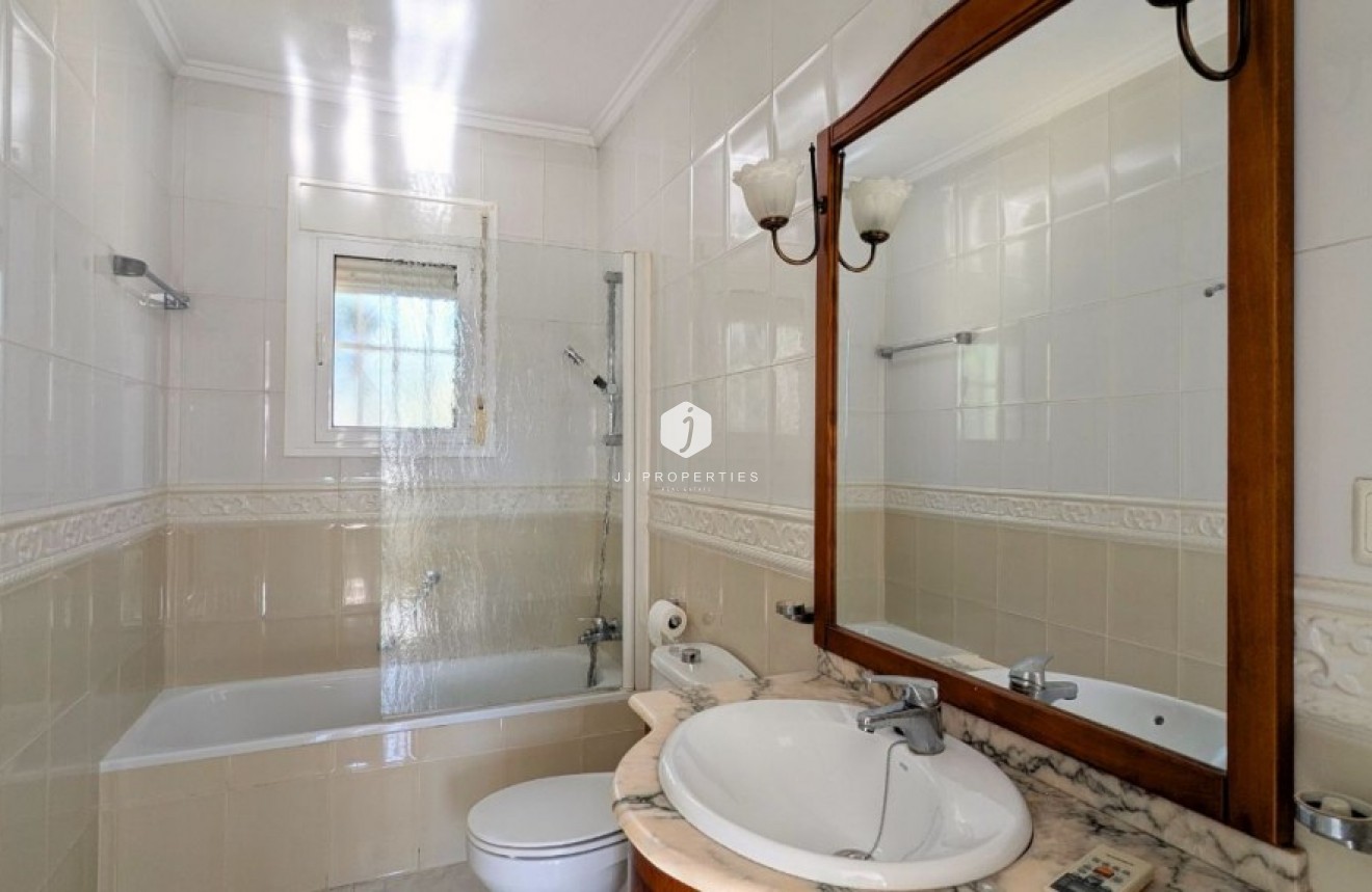 Segunda mano - Villa -
Ciudad Quesada - Costa Blanca