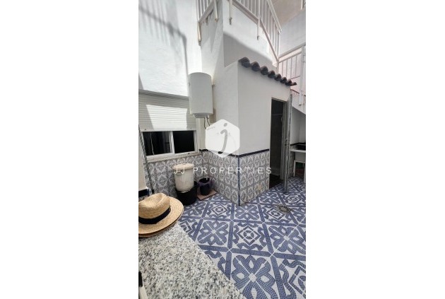 Tweedehands - Chalet -
Torrevieja - Estacion de autobuses