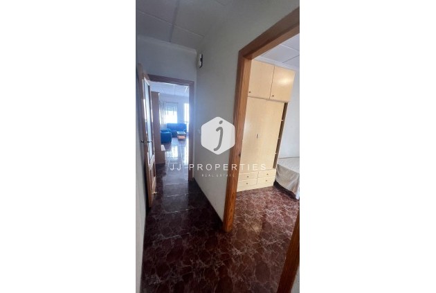 Tweedehands - Chalet -
Torrevieja - Estacion de autobuses