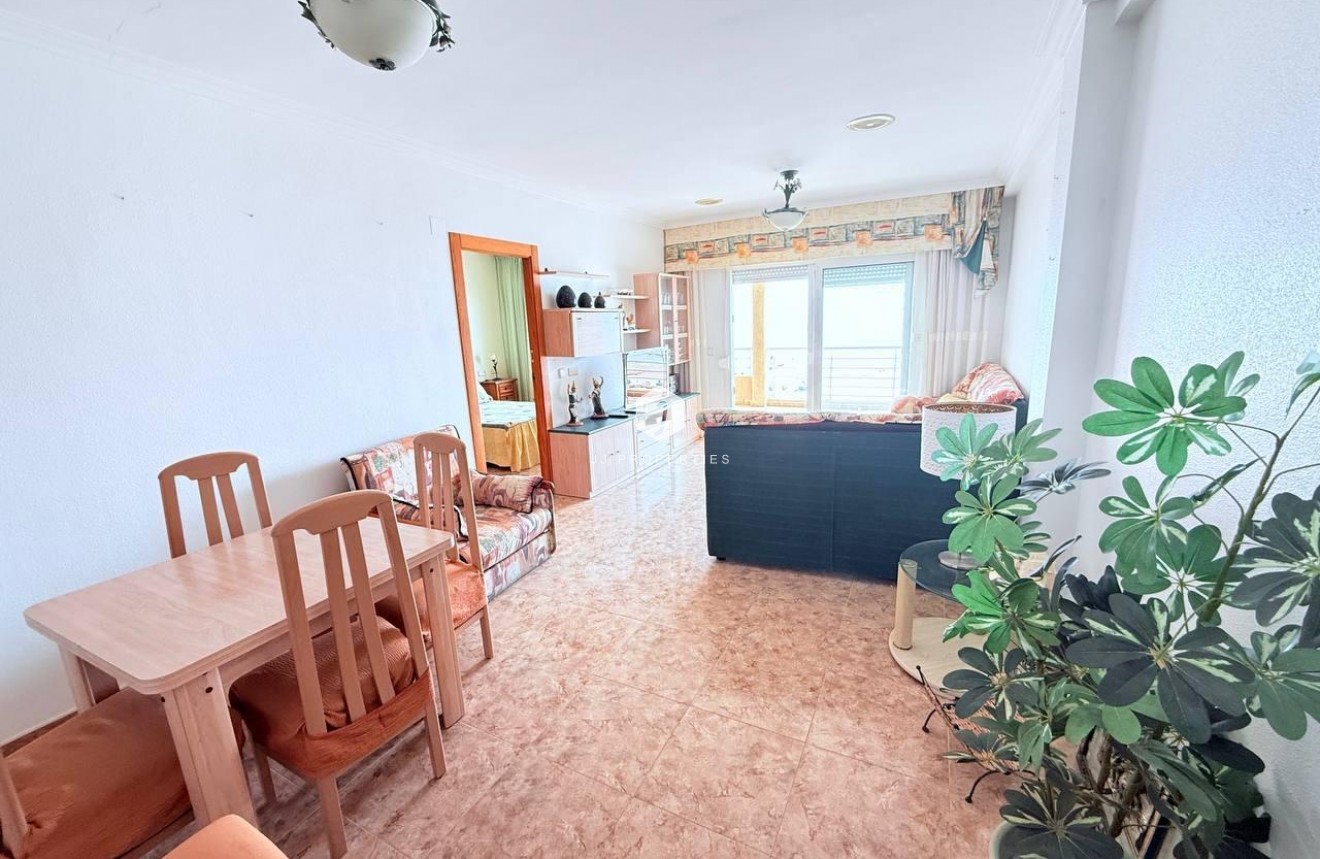 Tweedehands - Appartement / flat -
Torrevieja - La Mata