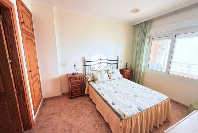 Tweedehands - Appartement / flat -
Torrevieja - La Mata