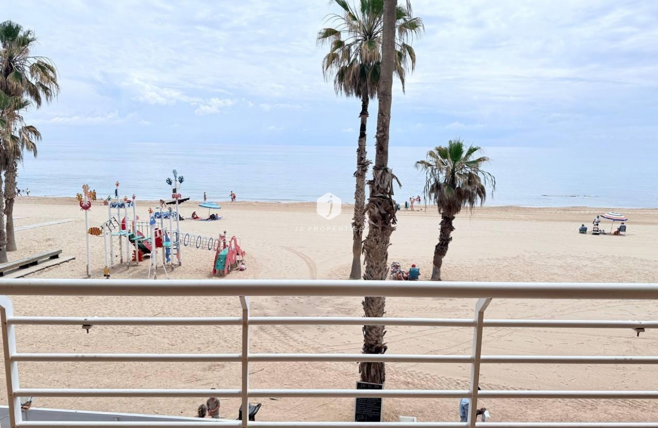 Tweedehands - Appartement / flat -
Torrevieja - La Mata