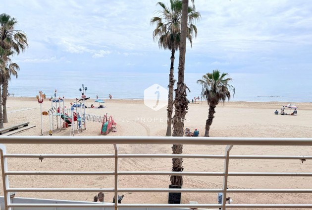 Tweedehands - Appartement / flat -
Torrevieja - La Mata