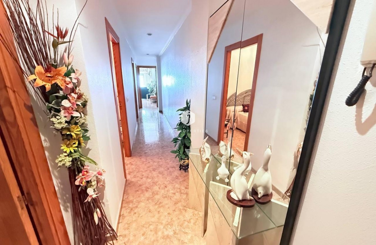 Tweedehands - Appartement / flat -
Torrevieja - La Mata